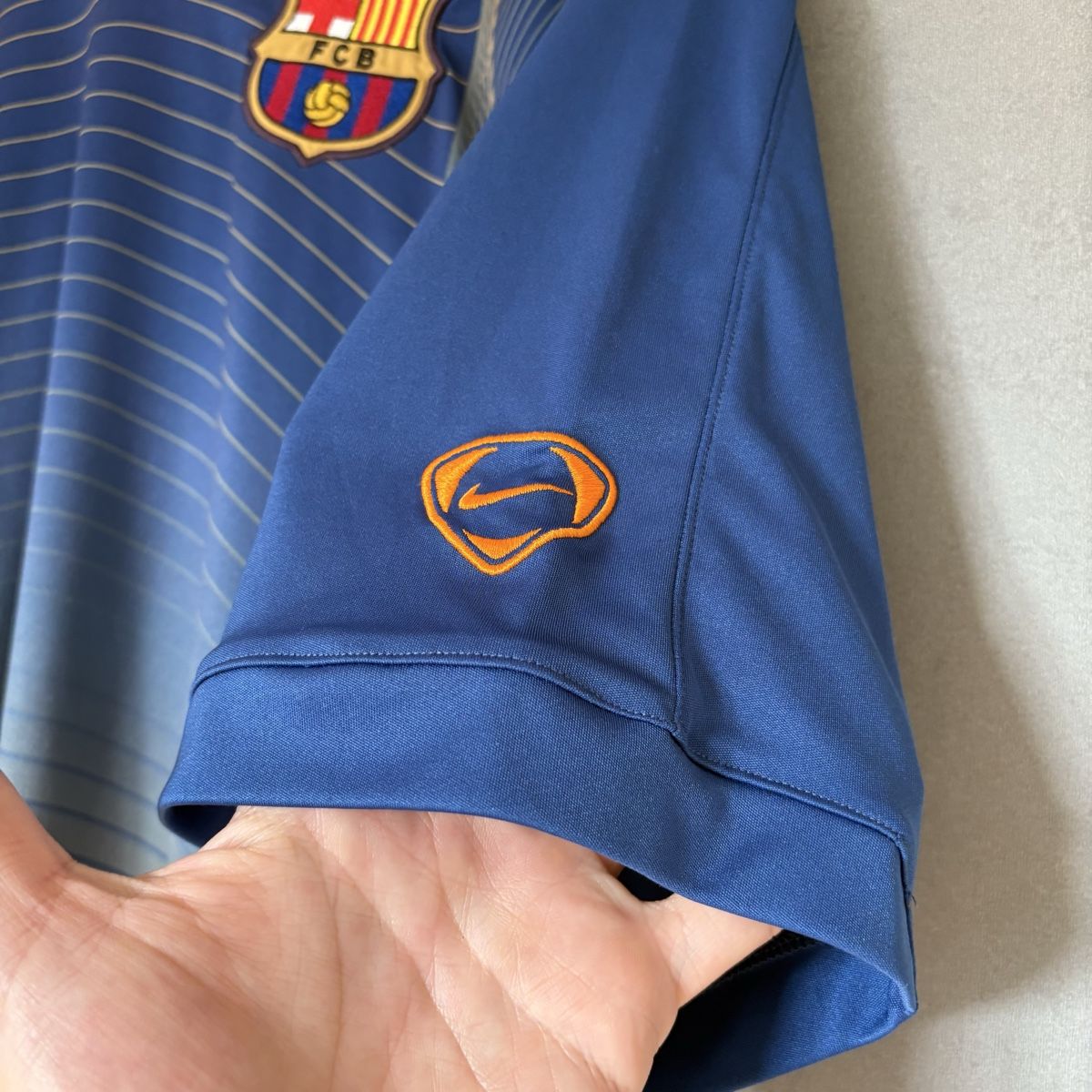 Nike Canottiere & Pantaloni: Fc Barcelona Trikot Total 90 Training – Usato da Winterthur venduto da LaBodega 3