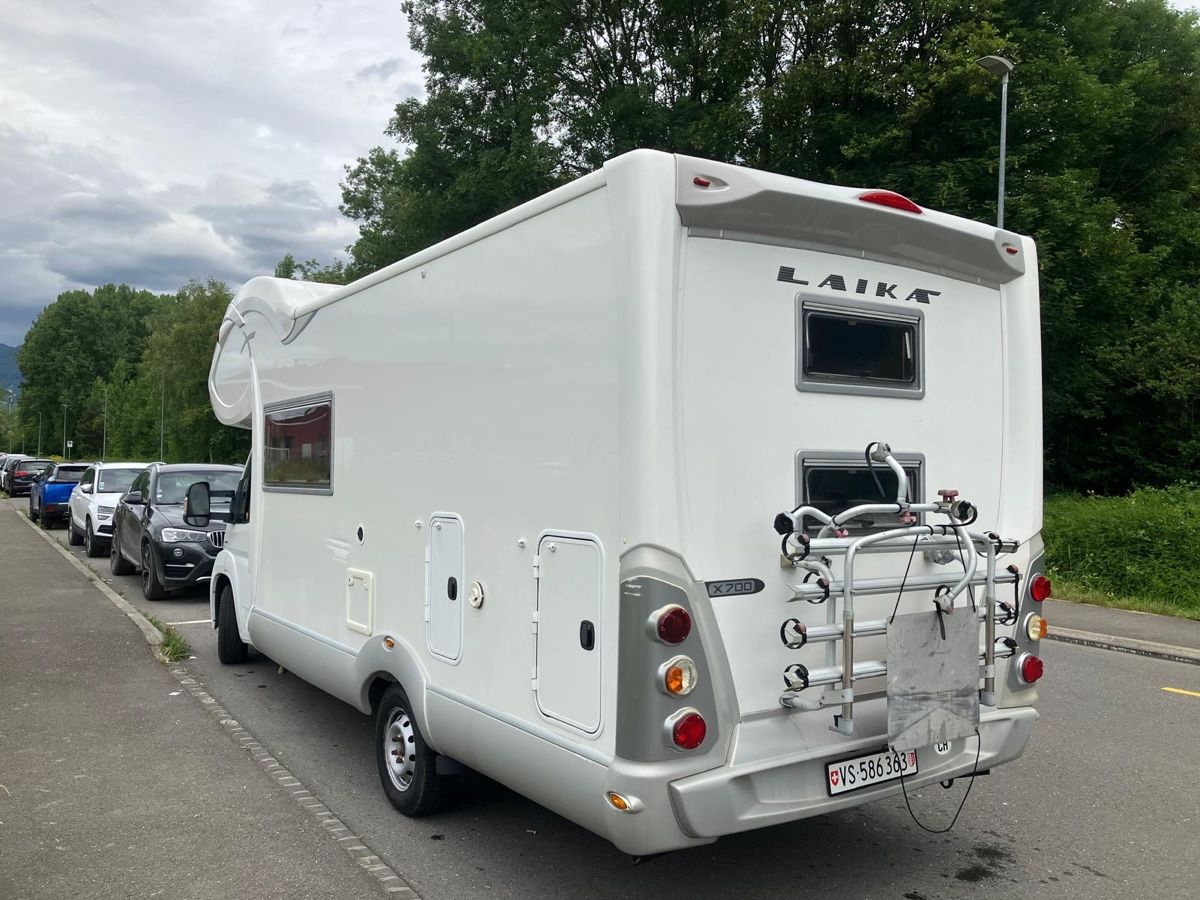 Laika Veicoli da campeggio: Camping-car Laika X700 de 2011 – Usato da Cuarnens venduto da Sandrine0110 2