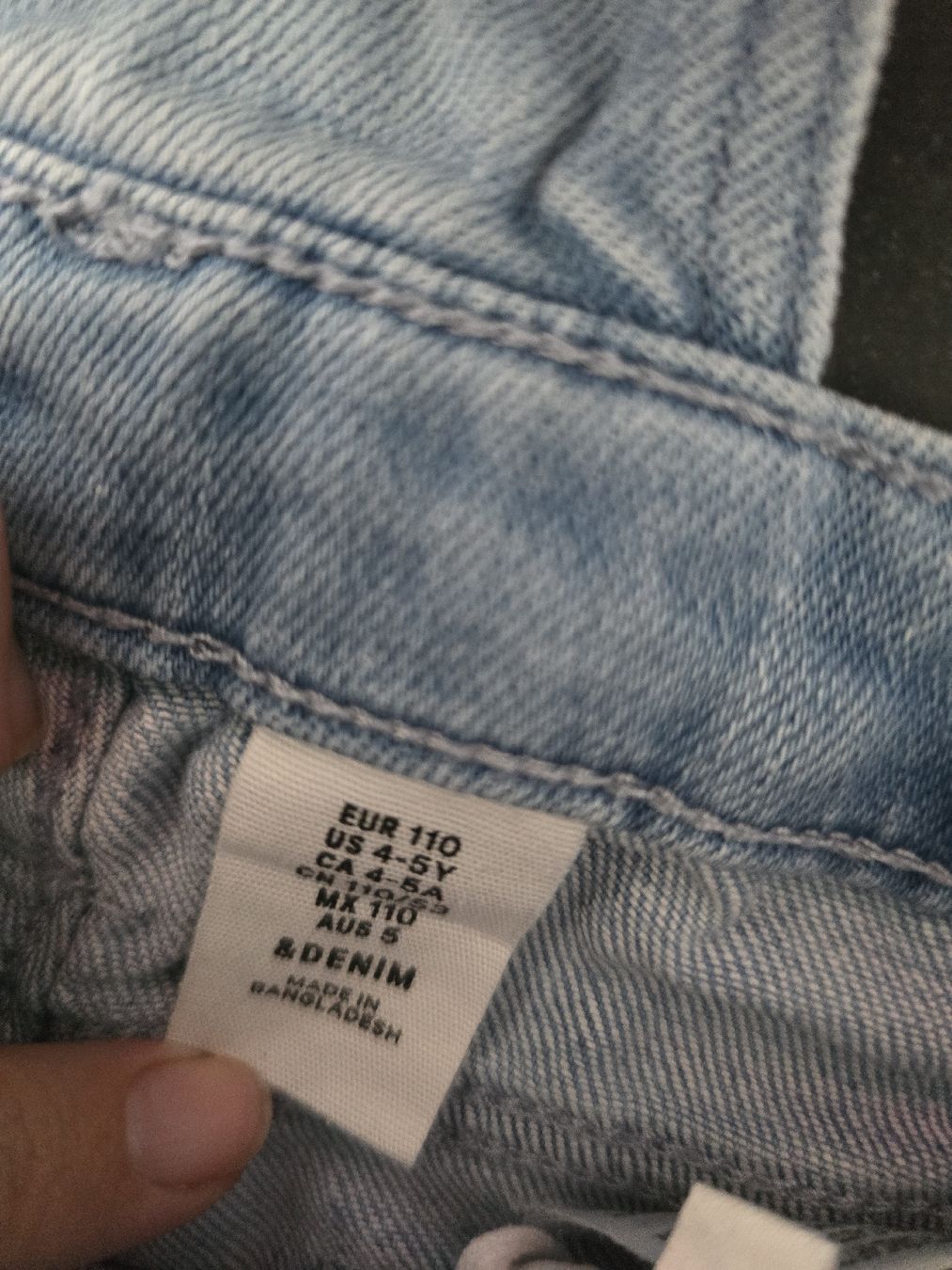 Pantaloni: Latzhose Denim hellblau Grösse 104-110 – Usato da Unterentfelden venduto da Panda-87 2