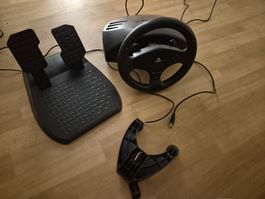 PlayStation 3 Lenkrad mit Pedale. 