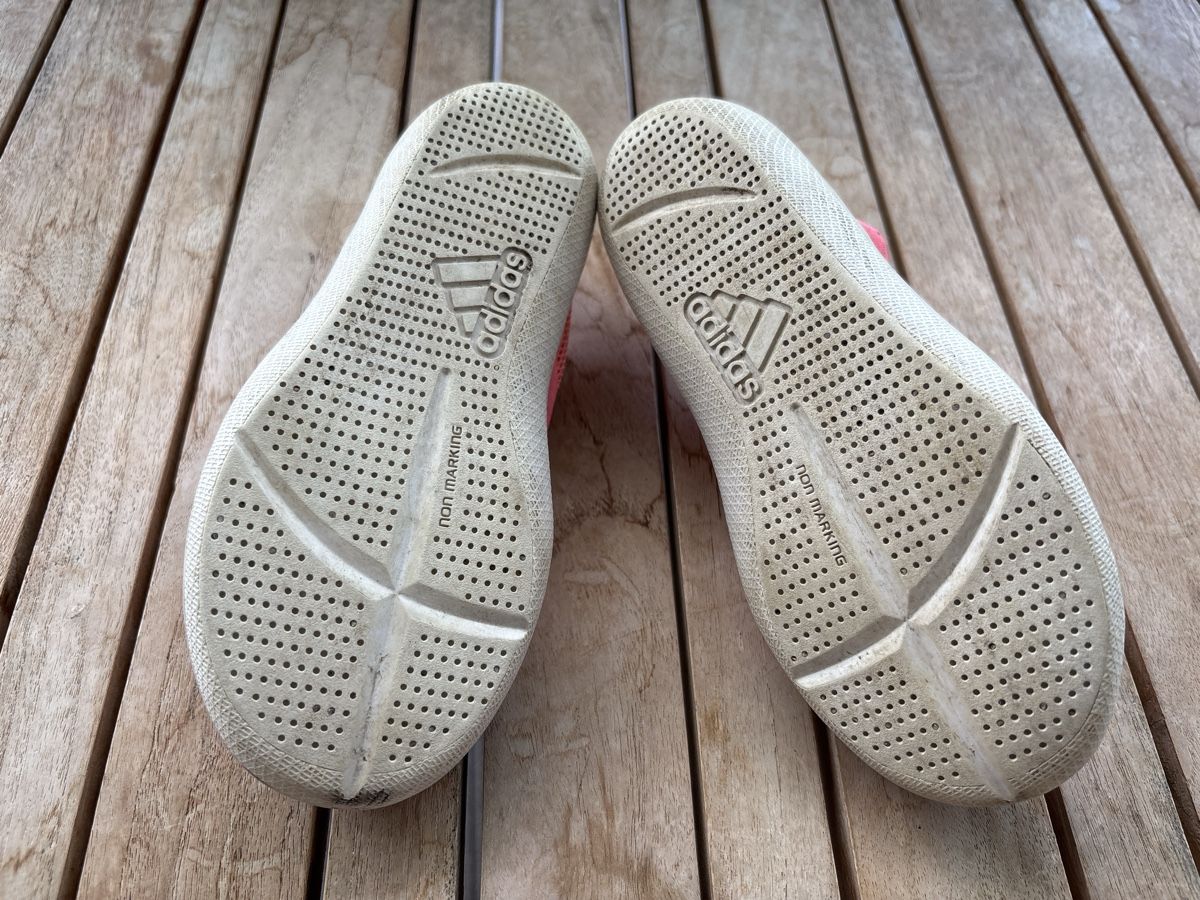 Adidas Scarpe per ragazzi: Badeschuhe Adidas Grösse 30 – Usato da Wichtrach venduto da Flaub 1