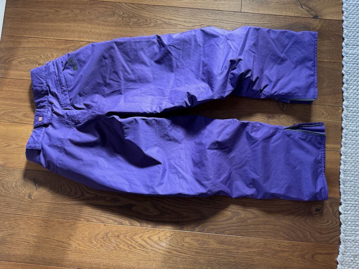 Hosen: Skipants lila – Gebraucht aus Roggwil BE von lffcb 3