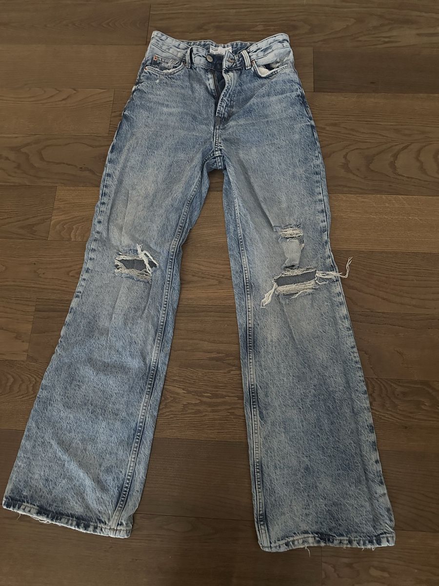 Bershka Jeans: Berska Jeans Hose – Nuovo (secondo la descrizione) da Horw venduto da DanielaGH
