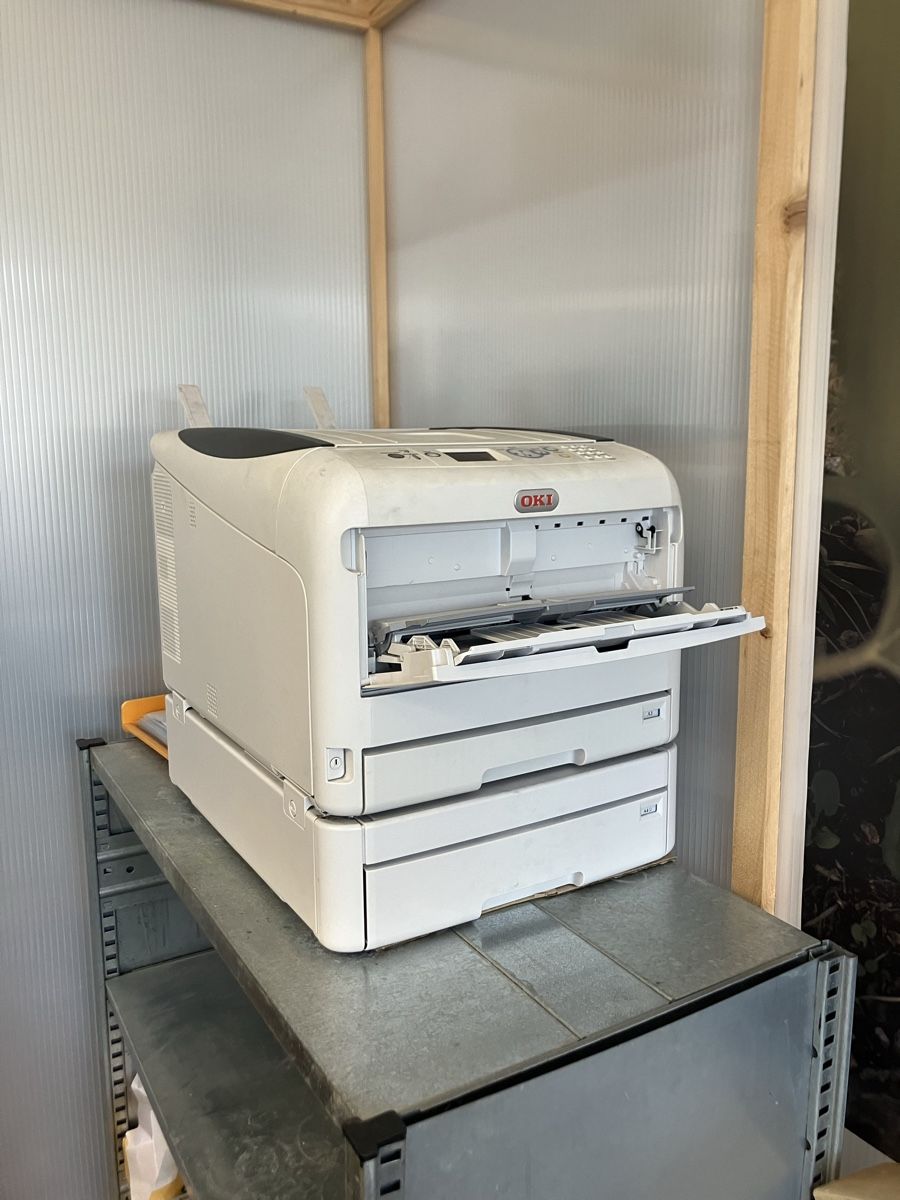 Oki Stampanti: Oki Drucker C823 – Difettoso da Zürich venduto da mimiflo
