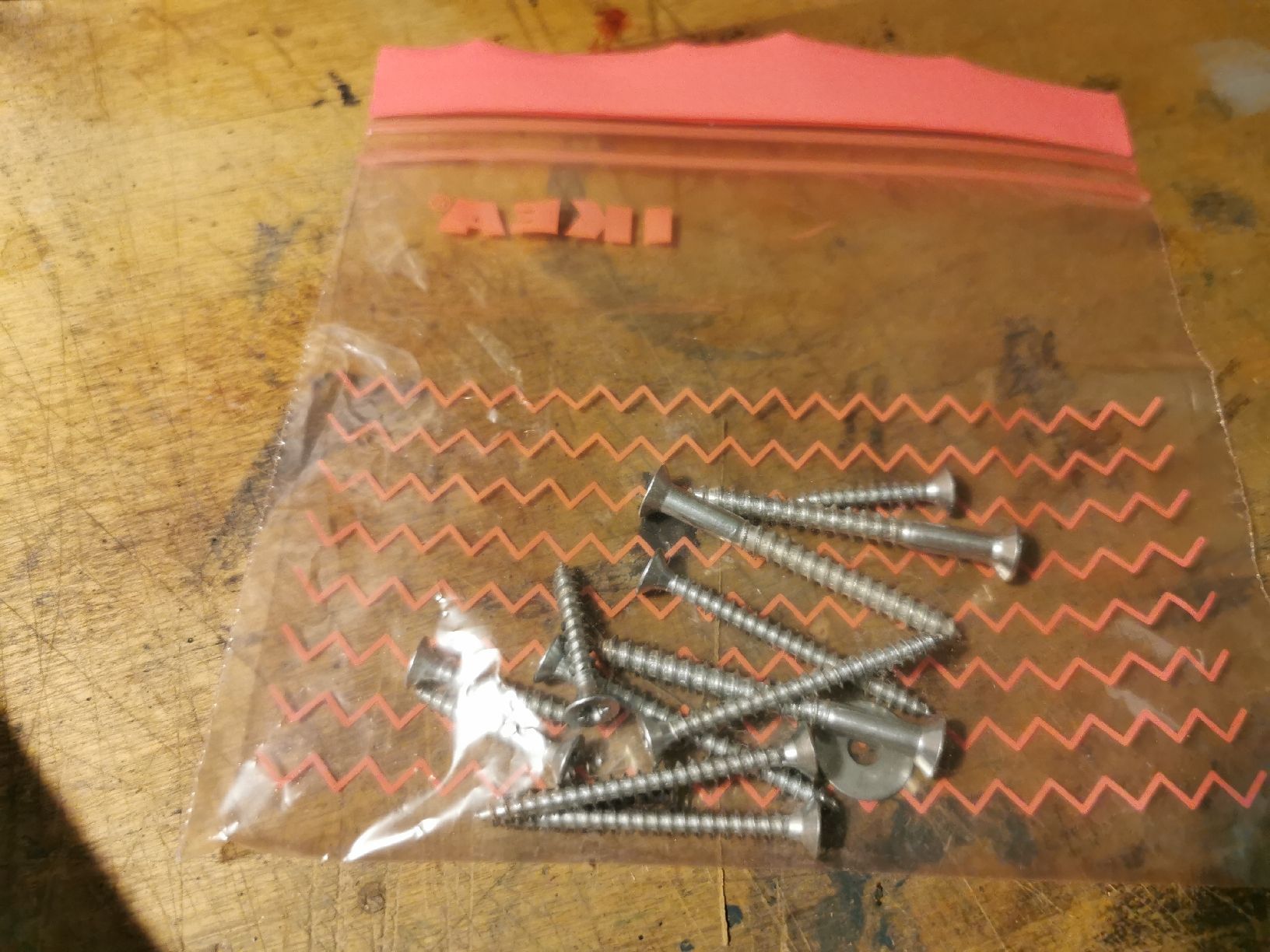 Regale: 4x IKEA Ekby Valter Regal Halter – Gebraucht aus Wetzikon ZH von Tothart 7