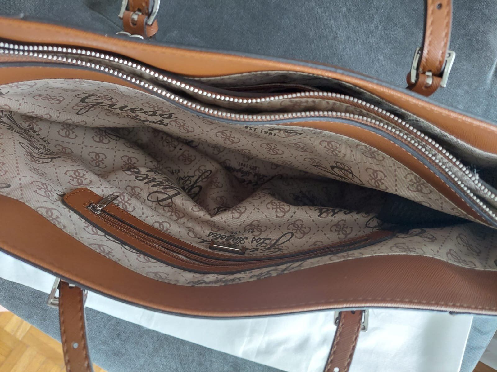 Guess Borse da donna: Guess Handtasche / Shopper braun – Nuovo (secondo la descrizione) da Winterthur venduto da jamz77d 4