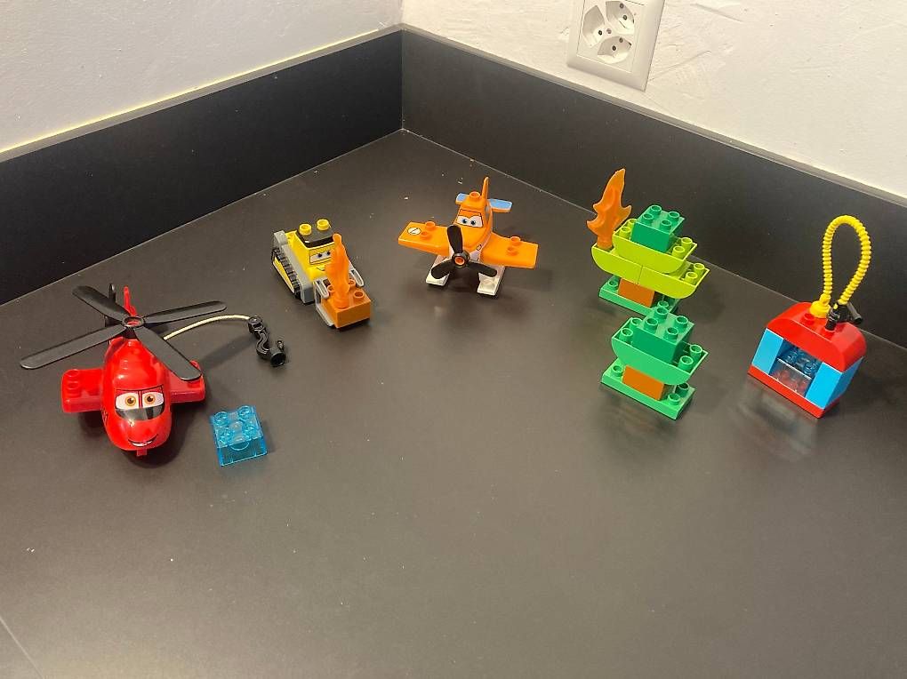 Lego Kit di costruzioni: Duplo Cars secouriste – Usato da Liddes venduto da tigers88