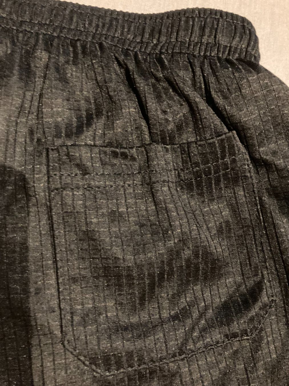 Element Pantaloni: Elements Sport Shorts – Usato da Obfelden venduto da miau68 3
