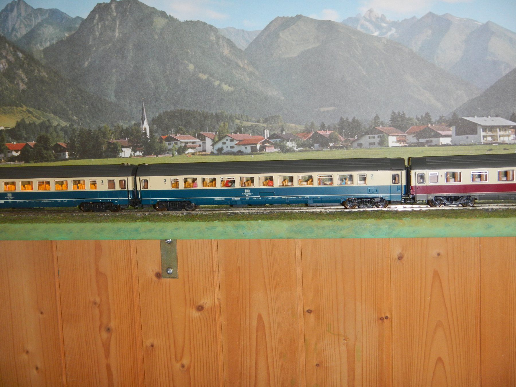 Roco Modellini di ferrovie: ganzer DB - Zug. Roco Wagen – Usato da Ramsen venduto da gusti485 5