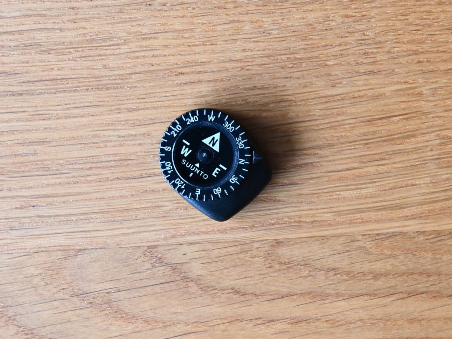 Suunto GPS & Strumenti di misurazione: Suunto CLIPPER L/B NH Mini-Kompass – Usato da Luzern venduto da Mika_Lu