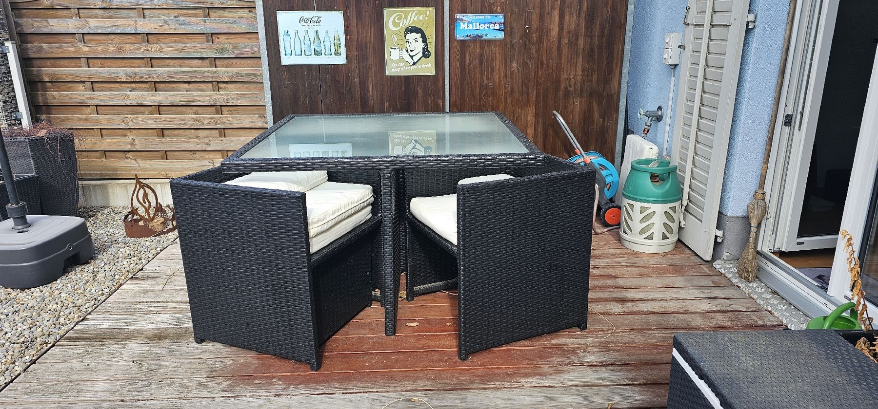 Set de table et chaises: Rattanlounge mit Tisch – D'occasion à Illgau par smili2591 1