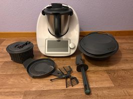 Thermomix TM6 in sehr gutem Zustand mit Zubehör