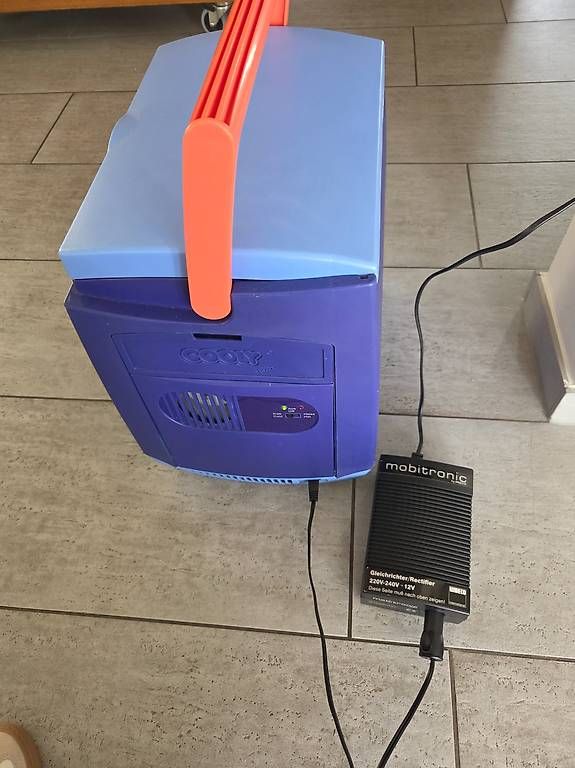 Frigoriferi & Refrigeratori: WAECO Kühlbox COOLY Calypso – Usato da Muri AG venduto da pizza73