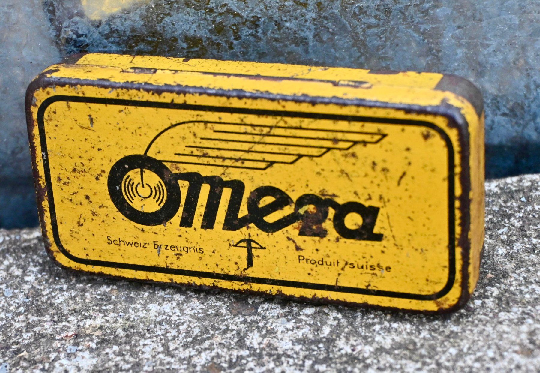 Barattoli: alte BLECHDOSE Omega VELO-FLICKZEUG länge 8cm B – Usato da Pfaffhausen venduto da mono_rec 3