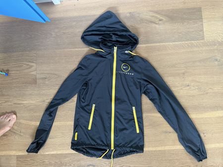 Ultraleicht Nike LIVESTRONG Jacke XS