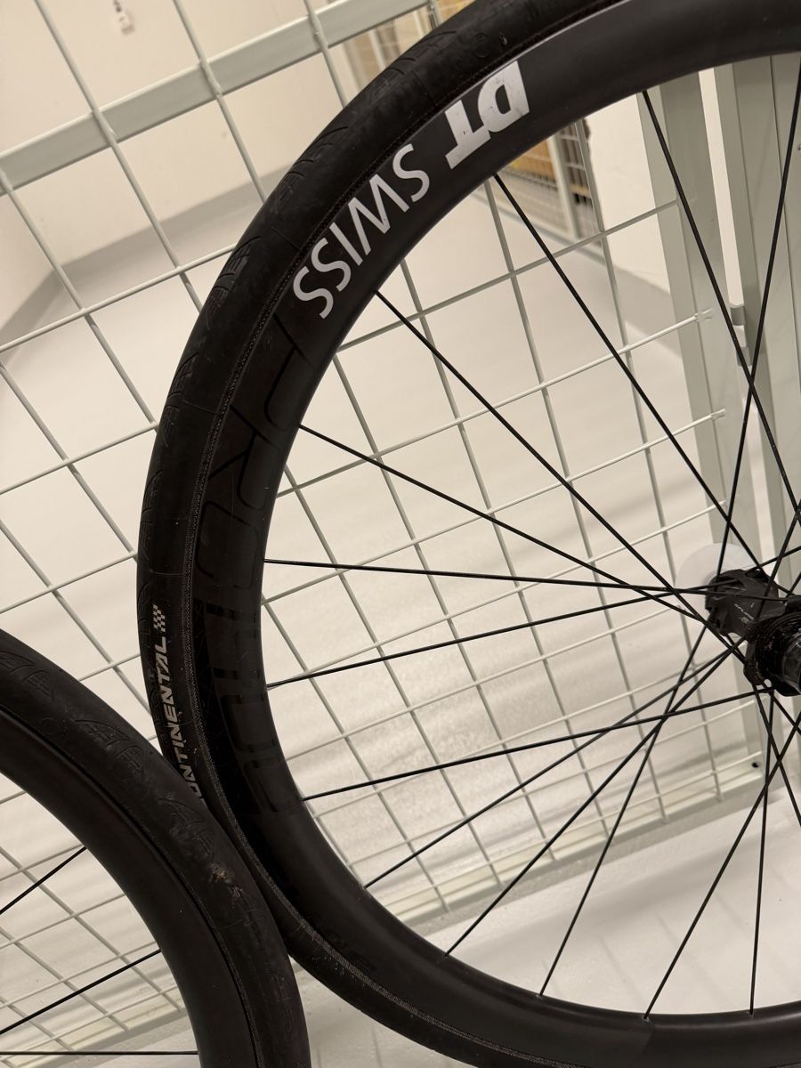 Swiss Pezzi di ricambio: DT Swiss PRC1400 mit Pneu – Usato da Zürich venduto da tomasino82 6