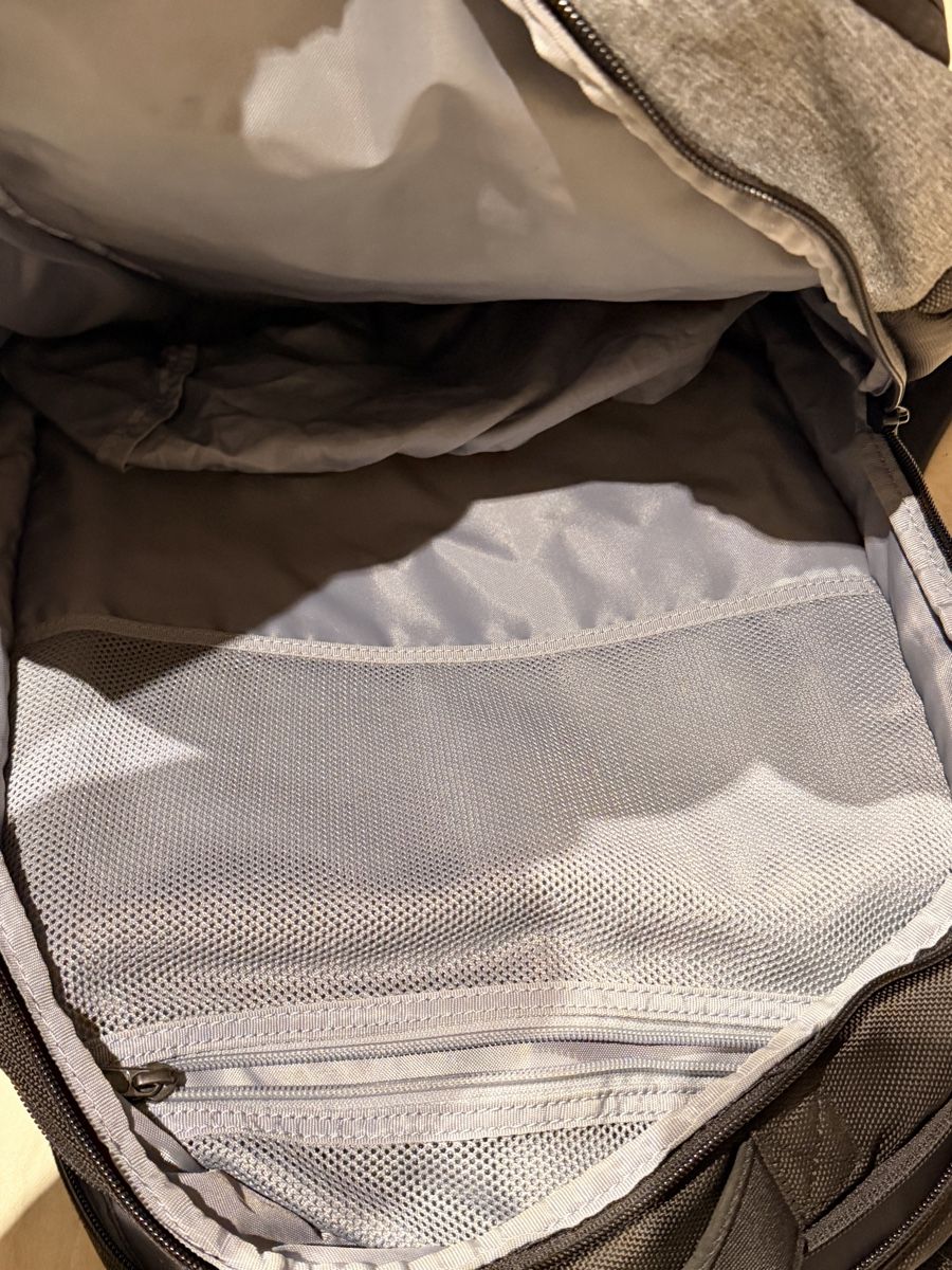 Under Armour Rucksäcke: Under Armour Storm Recruit Backpack - Grey and Black – Gebraucht aus Paradiso von Ixaya.studio 4