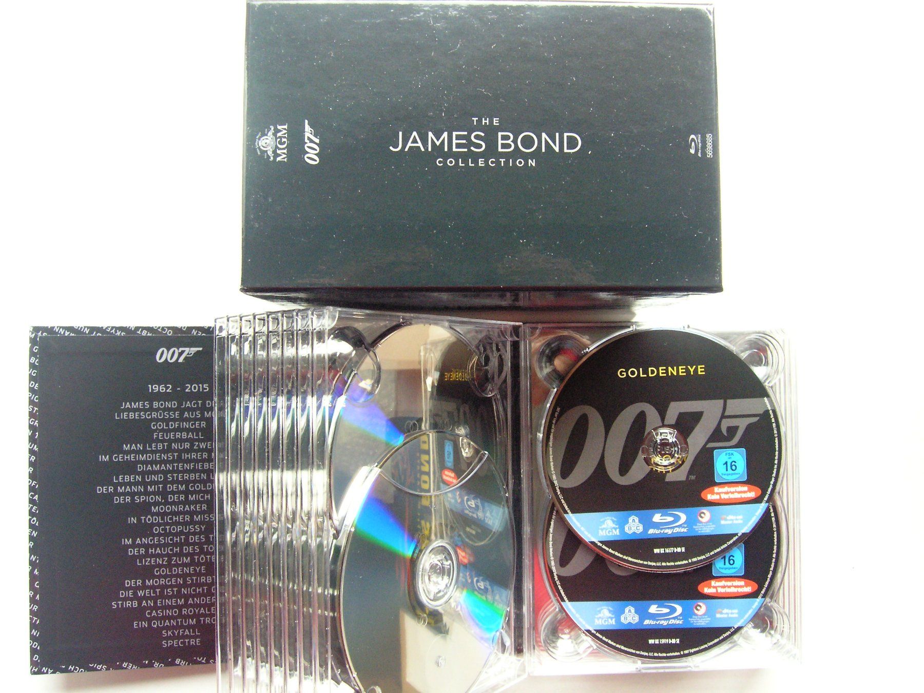 Tutti i DVDs: James Bond Collection 2016  (24 Blu-rays) – Usato da Zuzwil SG venduto da vette13 4