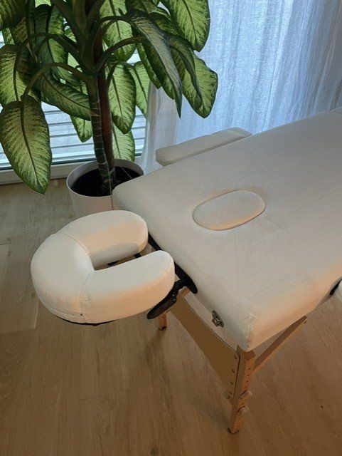 Liegen & Liegestühle: Massageliege – Gebraucht aus Bassersdorf von Evilein5374 1