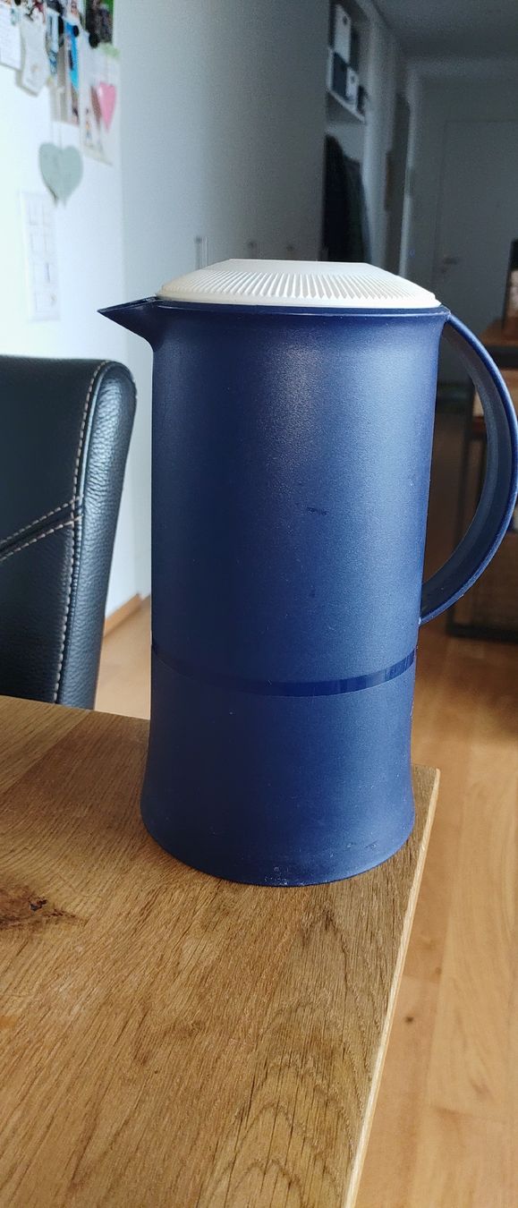 Théières: Orig. Tupperware - Thermo / Isolierkanne  – D'occasion à Horn par Cyprus_freak
