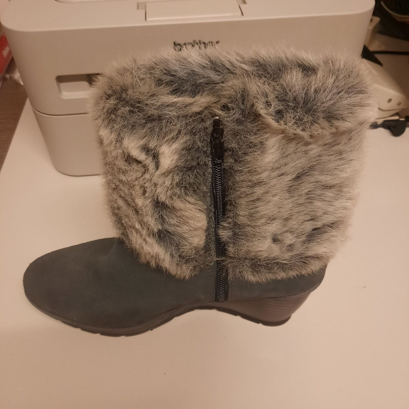 Scarpe da donna: echte Wildleder Stiefeletten – Nuovo (secondo la descrizione) da Buochs venduto da Nyima21 2