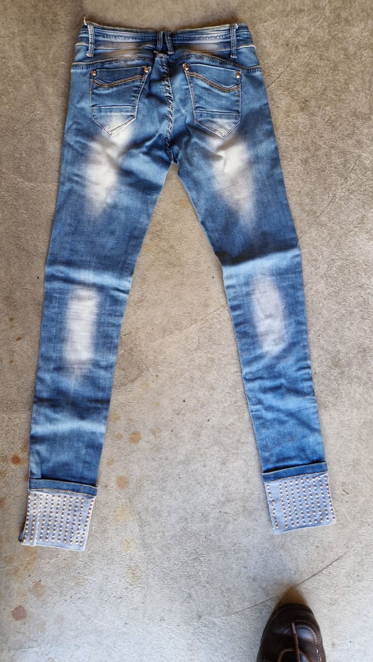 Pantaloni: Destroyed Jeans Grösse 27 – Usato da Laufen venduto da nostalgie0811 4