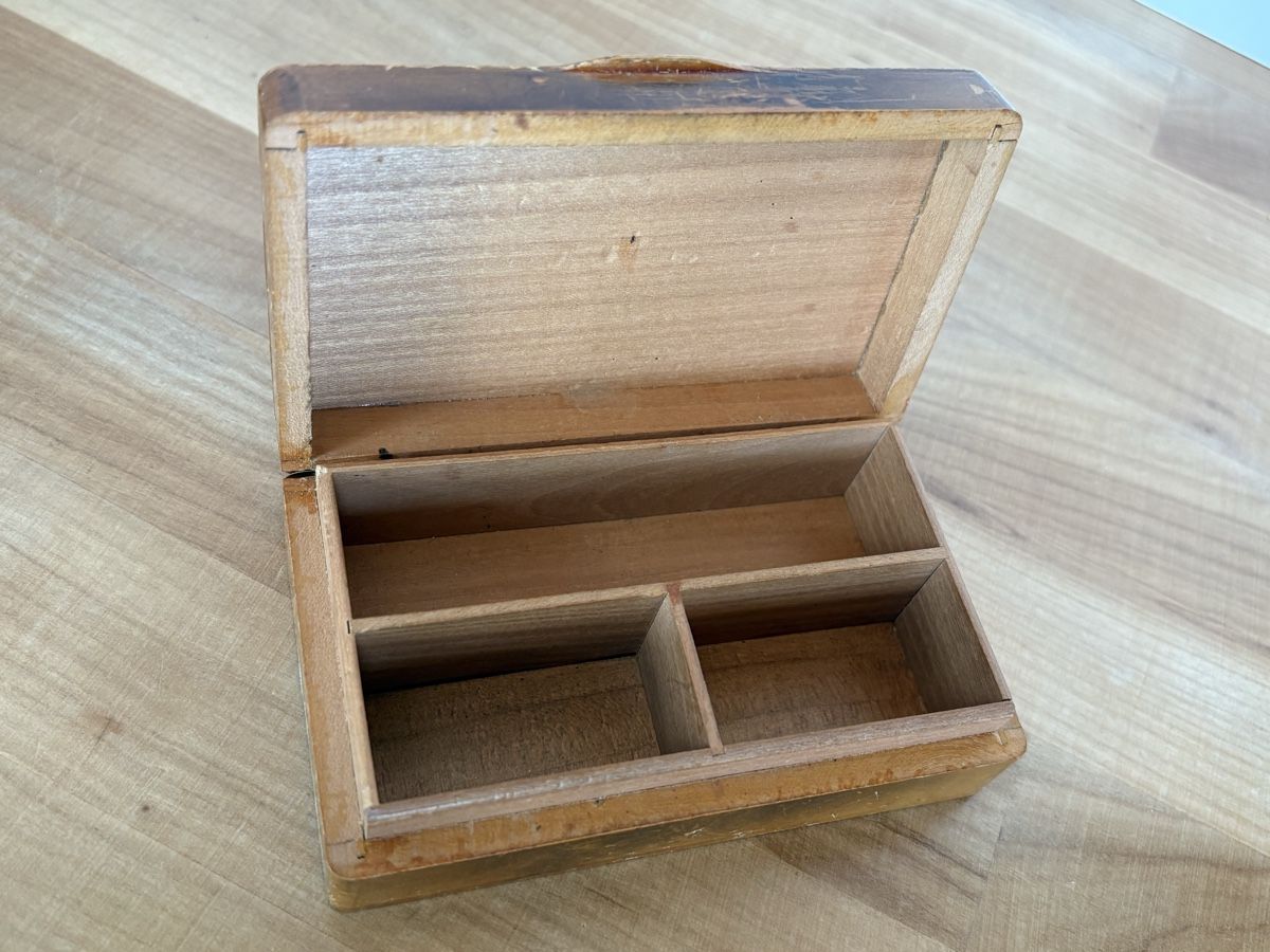 Barattoli: alte Holz Dose / Box von Interlaken – Usato da Rümlang venduto da euqinom16 2