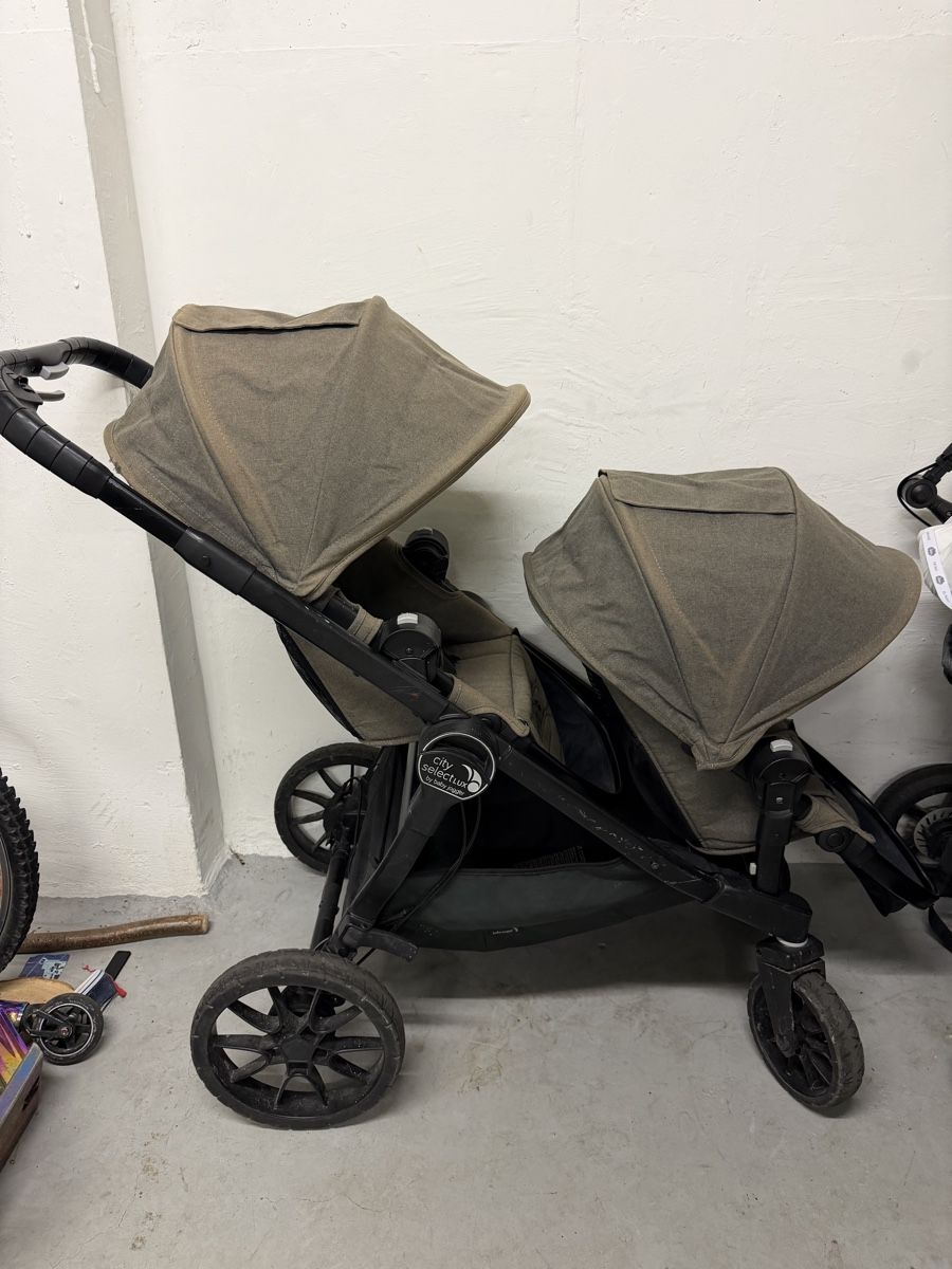 Baby Jogger Carrozzine: Zwillingskinderwagen – Usato da Unterentfelden venduto da van_m8g7 5