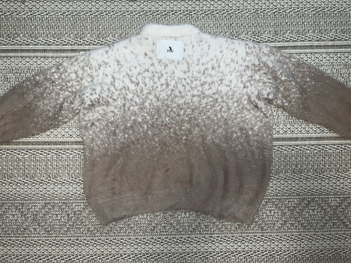 Pesoclo Pulls & Sweat-shirts: PESO Gradient Knit Sweater Pullover (M) / Light Grey, Creme – Neuf (Voir description) à Oensingen par lau_6z7v 4