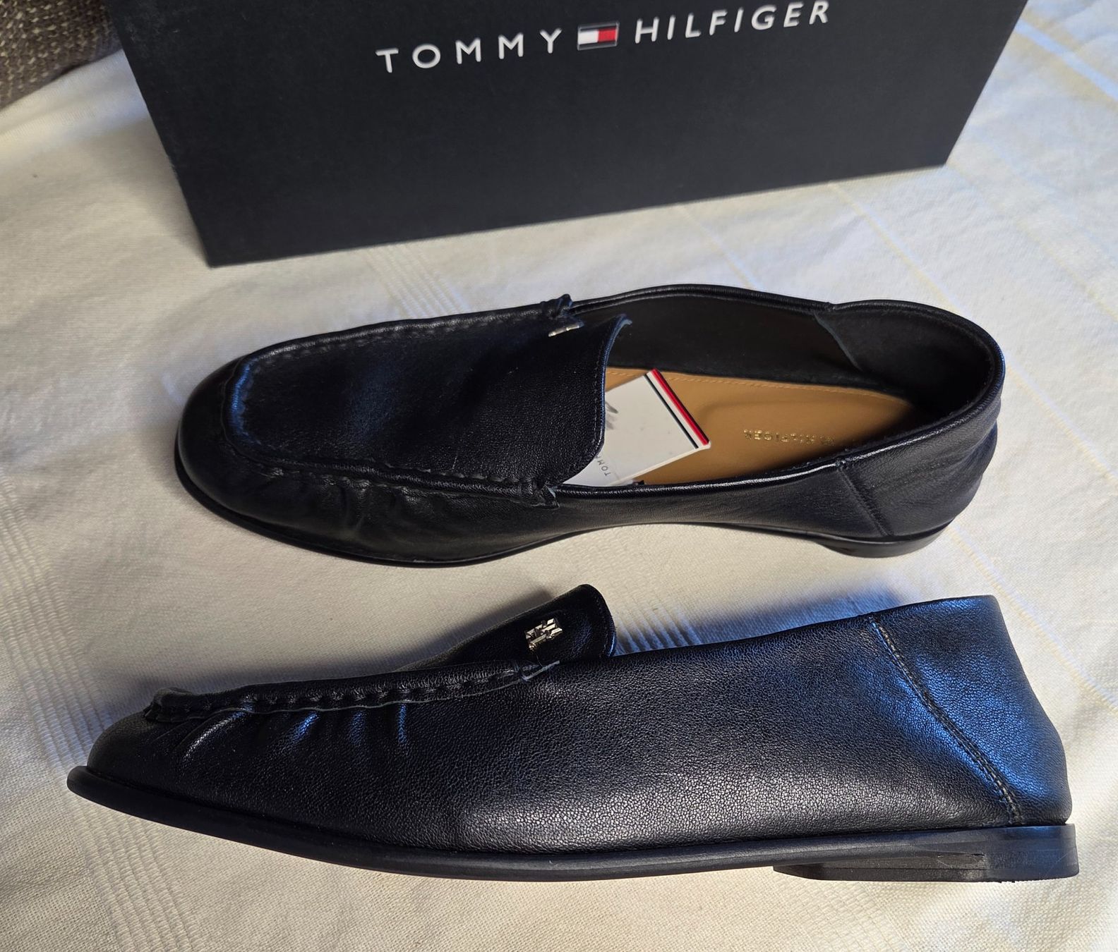 Tommy Hilfiger Damenschuhe: Tommy Hilfiger Loafer – Neu und originalverpackt aus Leissigen von ali_k9v8 2