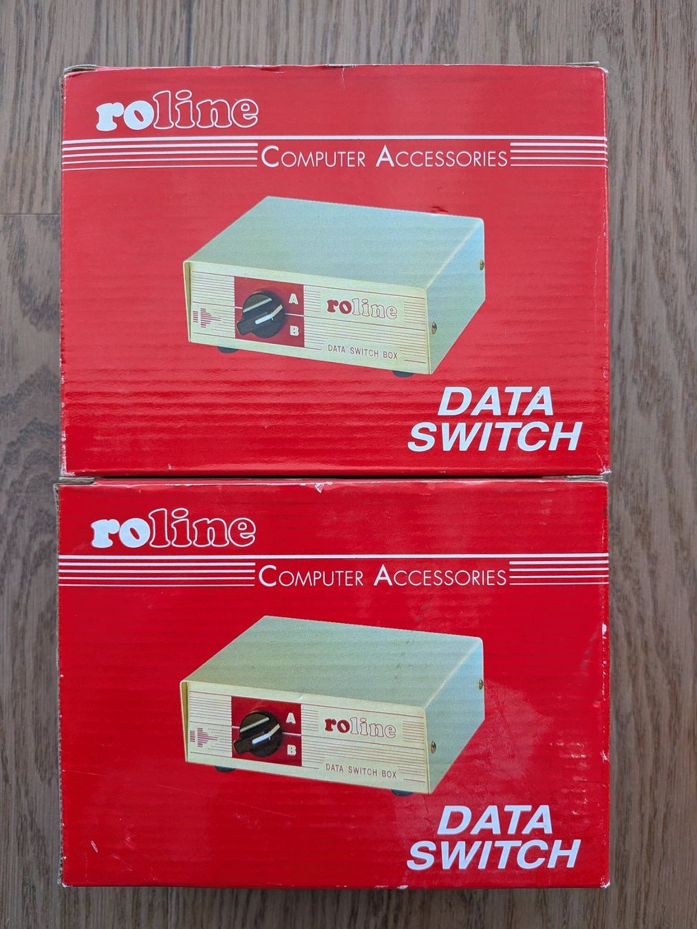 Schalter: 2 Stück roline 14.01.2610 Data Switch Box 4 Port D-Sub 9pol – Gebraucht aus Port von gecotom