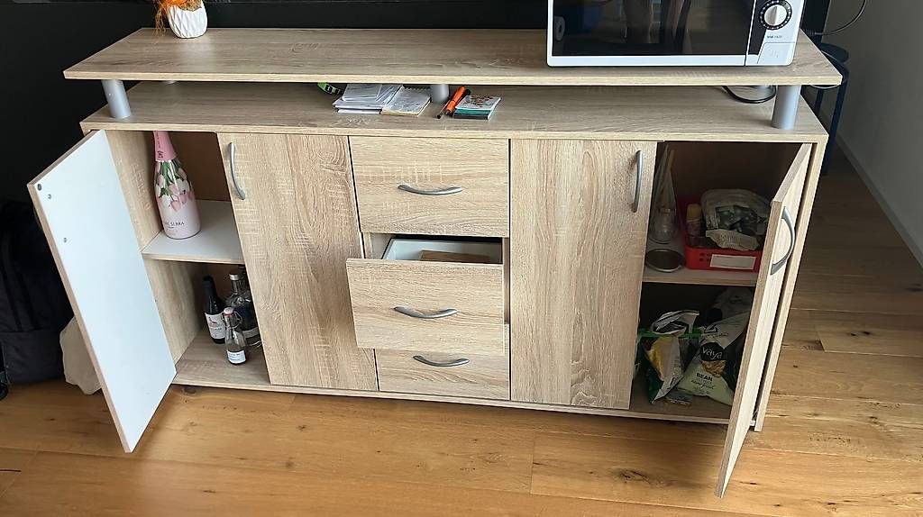 Commodes: Sideboard in Holzoptik – D'occasion à Hinwil par vvo_tr2g 1