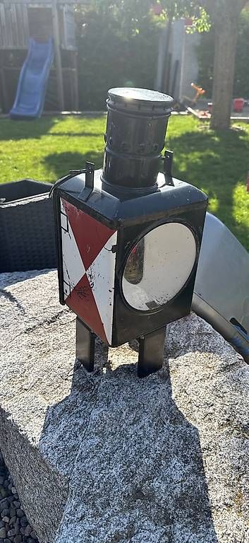 Lampade: Alte Bahnwärterlampe – Usato da Rickenbach LU venduto da Postpolo
