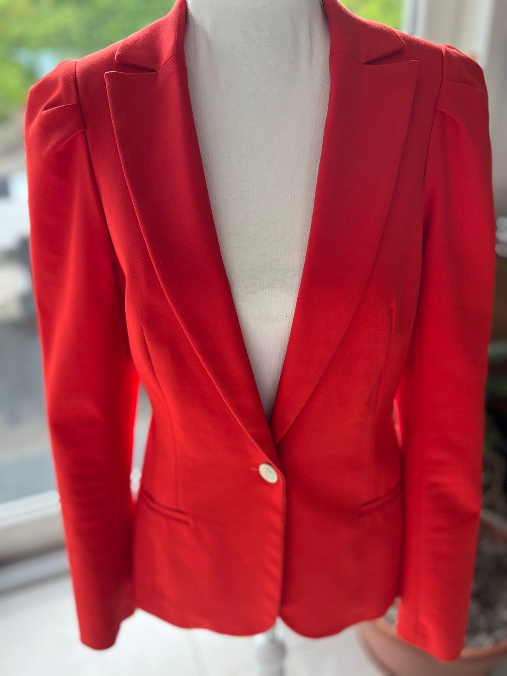 Giacche: Roter Blazer Gr. 36/38 Mohito – Usato da Ebmatingen venduto da Mistelu 2