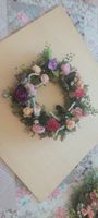 Wunderschöner Türkranz mit Rosen, Durchmesser 28 cm💐 48