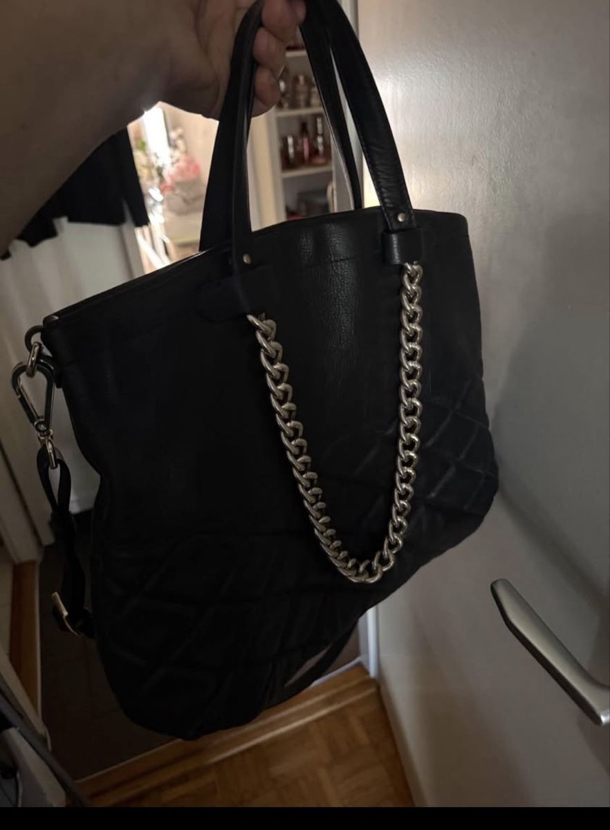 Guess Taschen für Damen: Guess sac noir  – Neu (gemäss Beschreibung) aus Lausanne von Tounitz 1