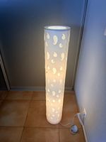 Stehlampe, weiss, Paisleymuster