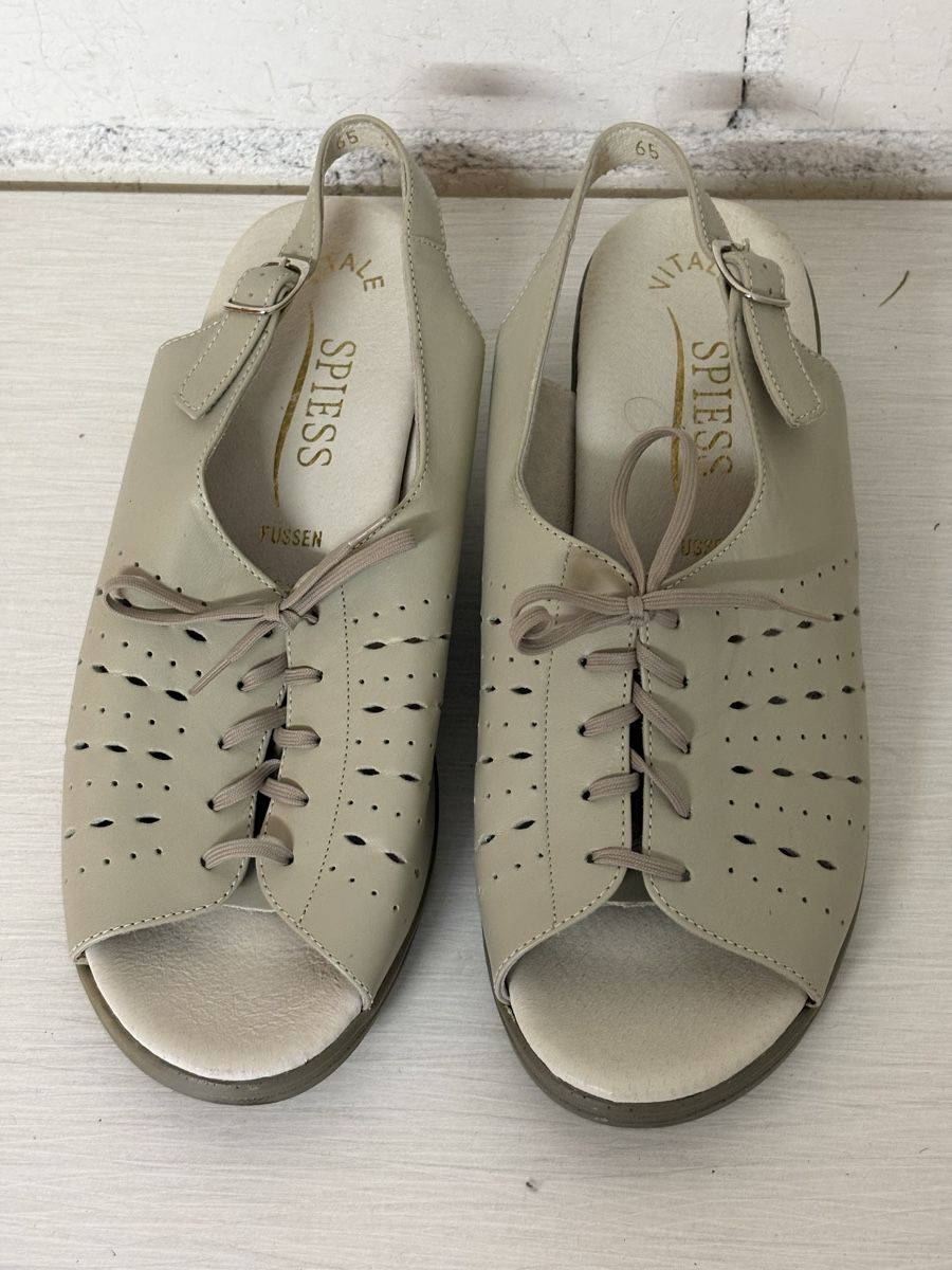 Scarpe da donna: Dameschuhe SPIESS grösse UK 6,5  EU 40 – Nuovo (secondo la descrizione) da Thun venduto da jeff070