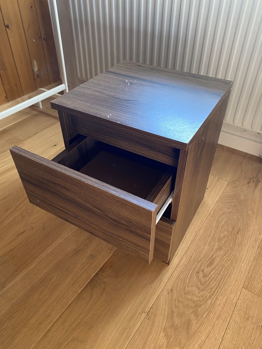 Tables de nuit: Bedside table – D'occasion à Luzern par ser_t5d7 1