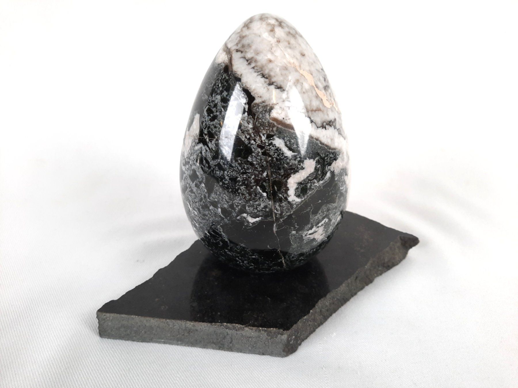 Mineralien & Heilsteine: Stein, Eiform Marmor Optik – Gebraucht aus Beinwil am See von Restwert_Beinwil 1