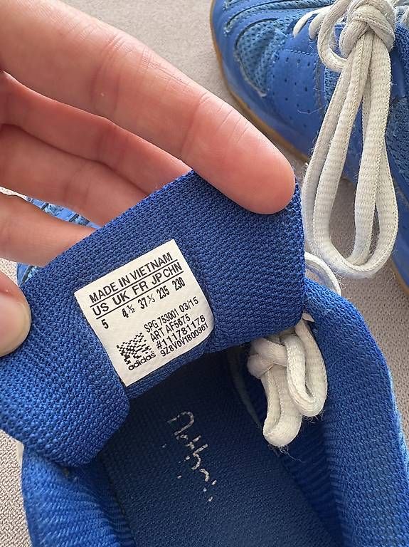 Scarpe per ragazzi: Adidas Hallenschuhe – Usato da Winterthur venduto da ana_ds2c 3