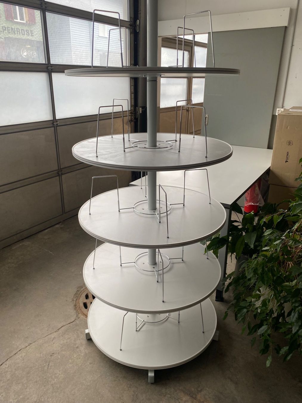 Scaffali: 5 Etagen Ordner-Drehsäule, ohne Ordner – Usato da Urnäsch venduto da gleider2000