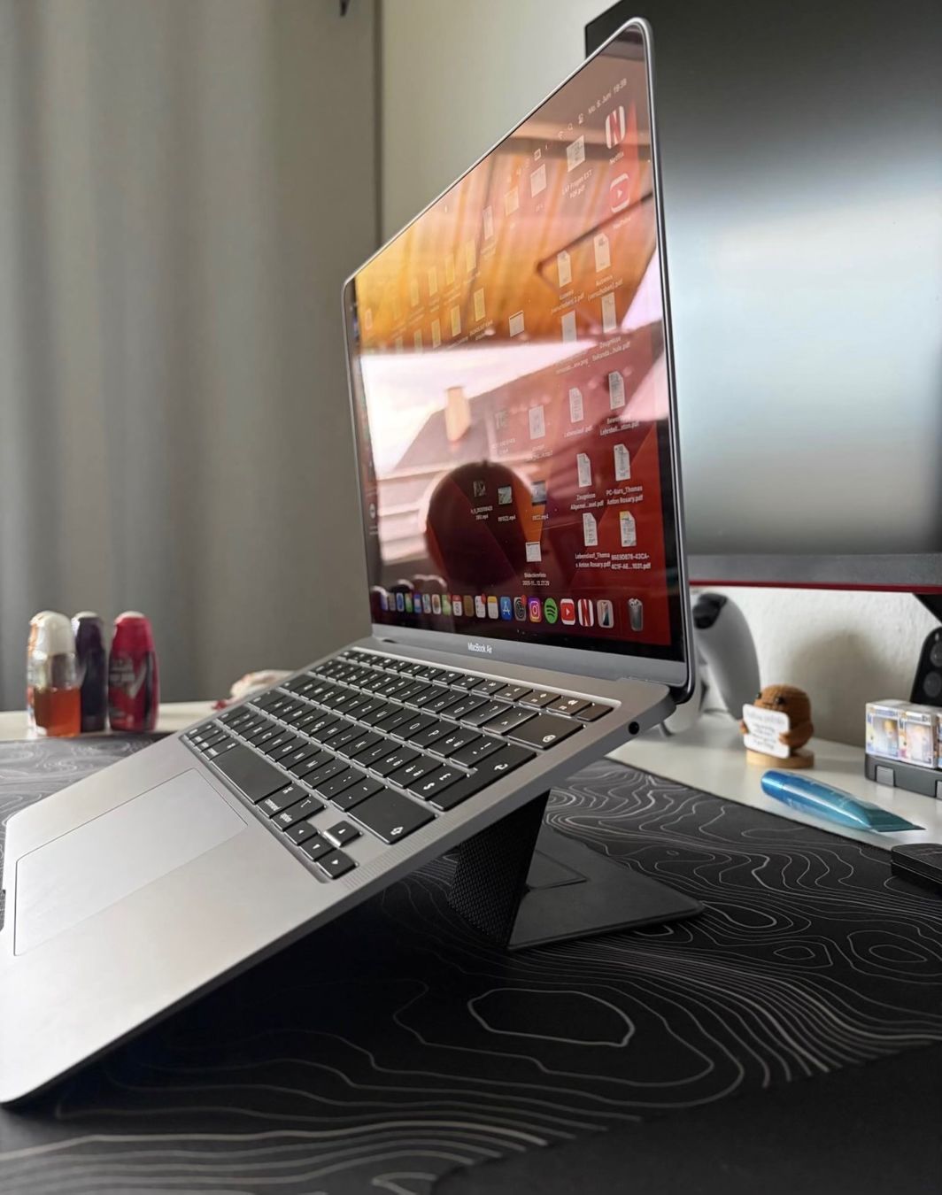 Apple Notebooks: Macbook – Gebraucht aus Neuchâtel von Vendrevendred105 1