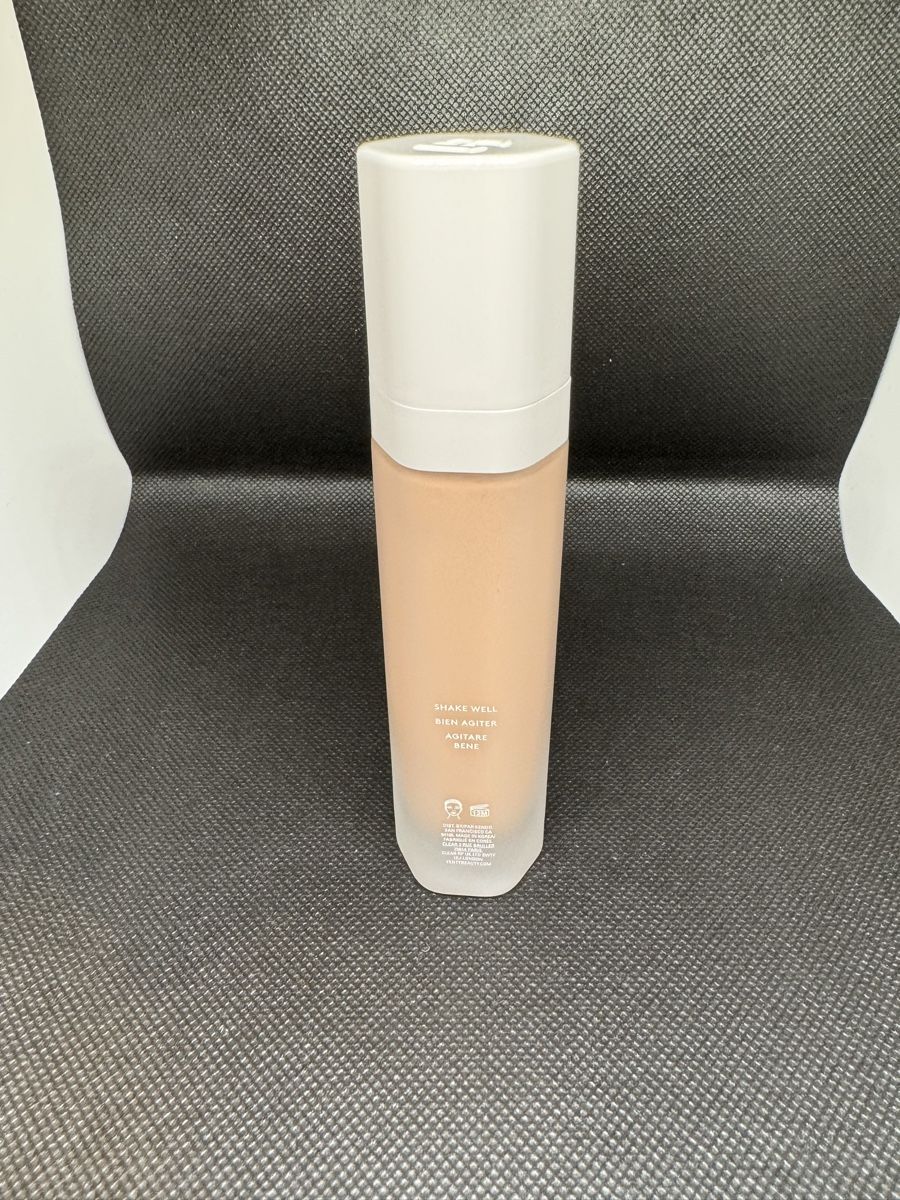 Make-up: Fenty Beauty Foundation 235 – Nuovo e nell'imballaggio originale da lenzburg venduto da and_6zl8 2