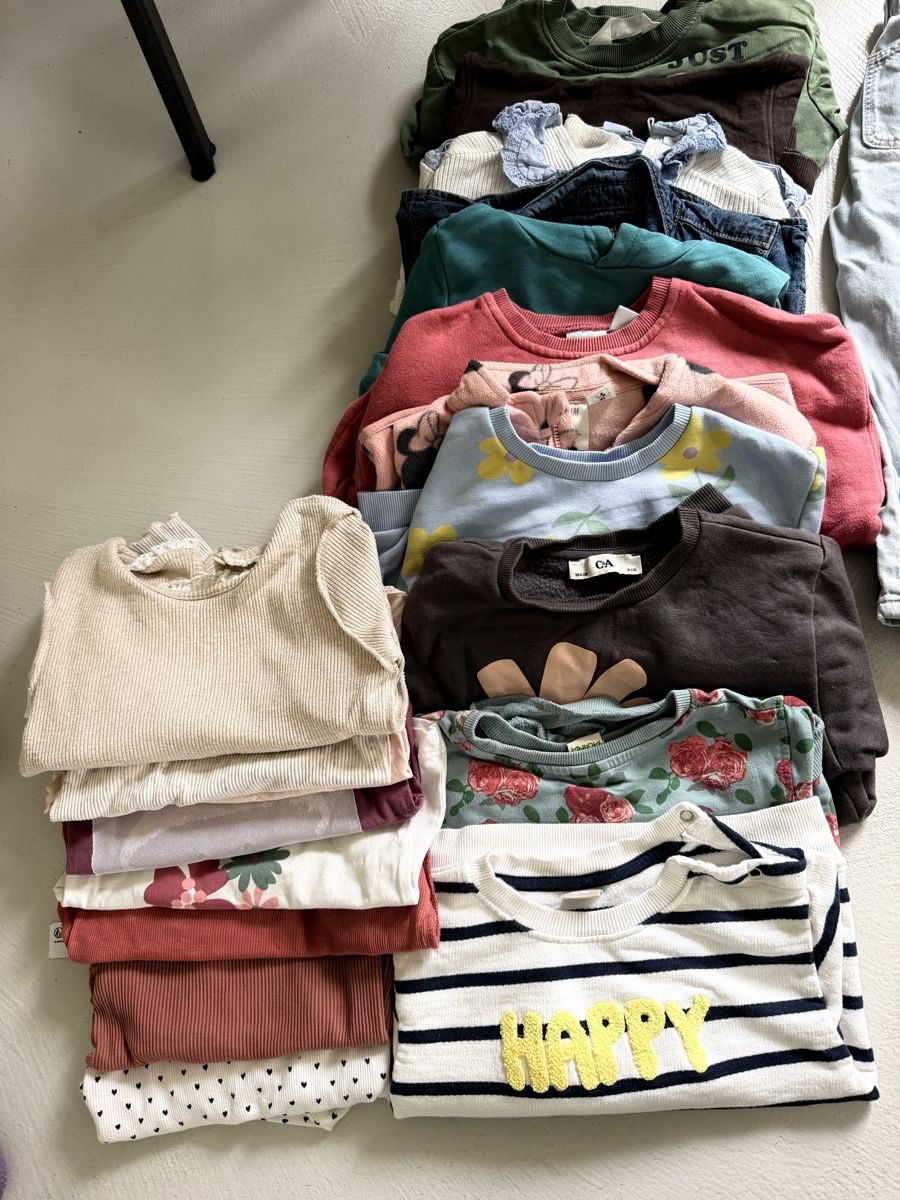 Pullover & Sweatshirts: Pullover 19stuck – Gebraucht aus Biel/Bienne von Artolini
