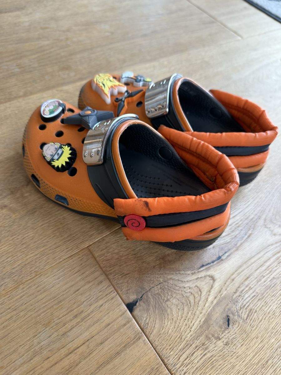 Crocs Scarpe per ragazzi: Crocs Naruto C11 -28/29 – Usato da Spreitenbach venduto da Princess1989 1