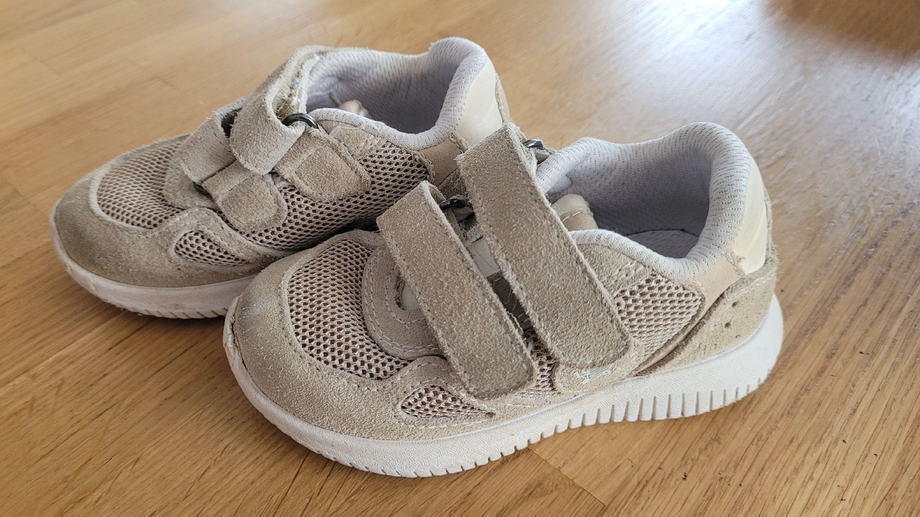 Herrenschuhe: Sneaker vty, Grösse 21 – Gebraucht aus Uetendorf von Heyhey3661