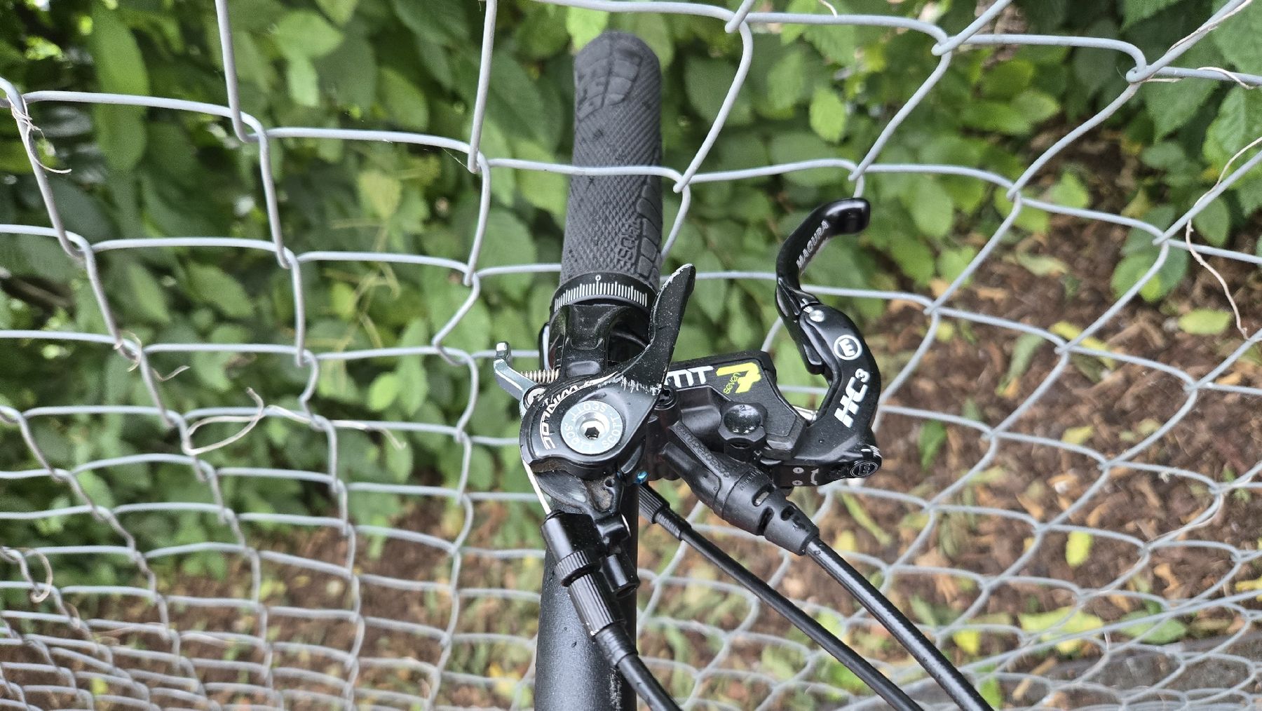 Scott Biciclette: vtt Scott Genius Carbon – Usato da Vilars NE venduto da kie_t26p 1