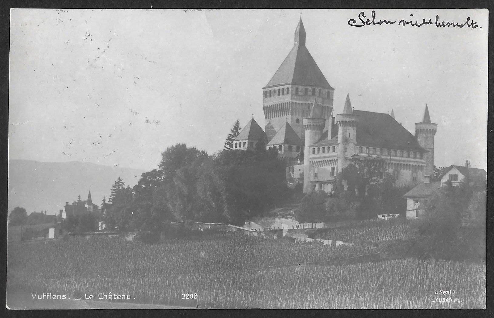 Cartes postales: Vufflens le château – D'occasion à Olten par clotaldi