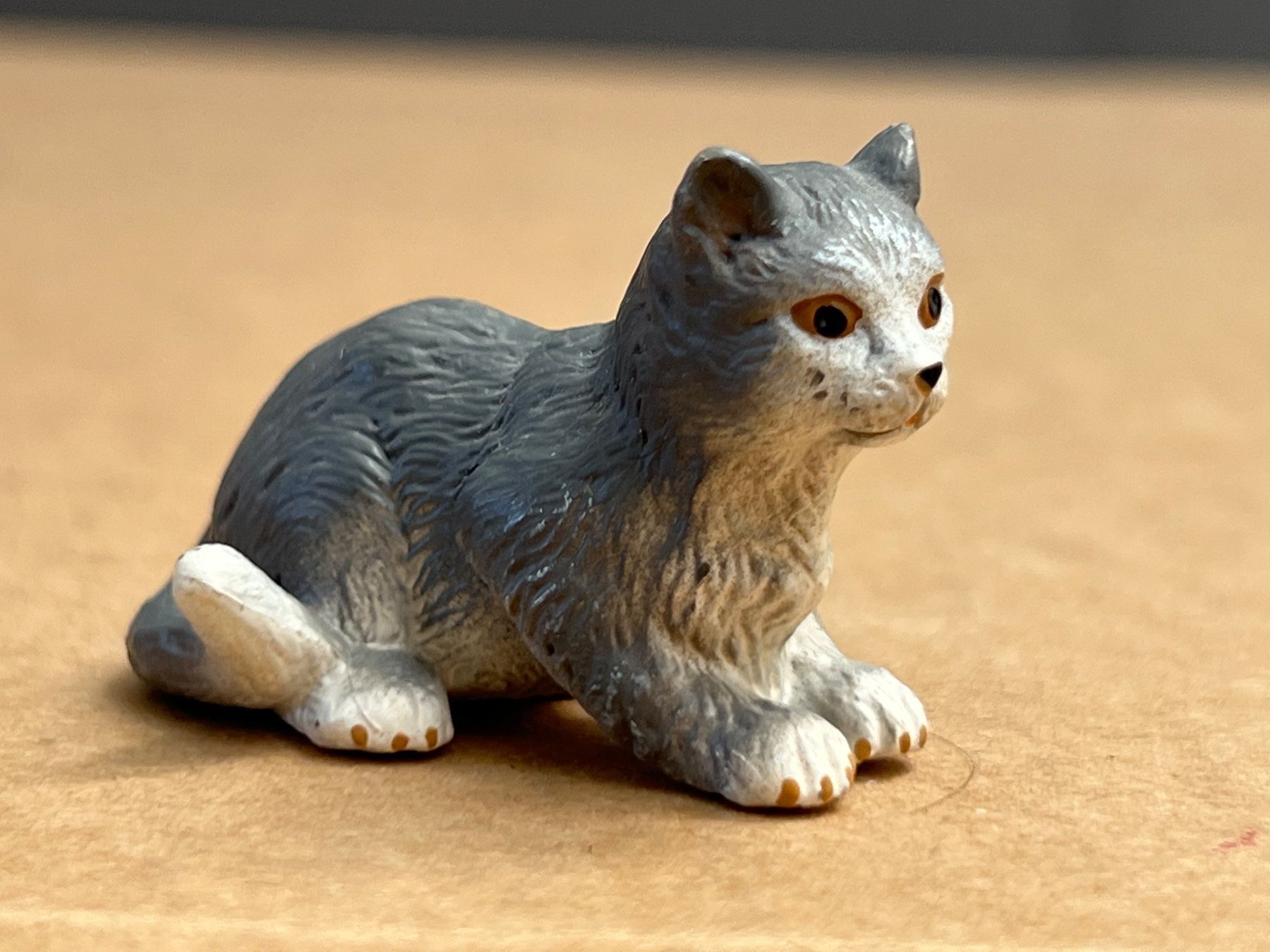 Schleich Statuette: Schleich Katze grau, liegend, 2004 – Usato da Ennetbaden venduto da mapa05 5